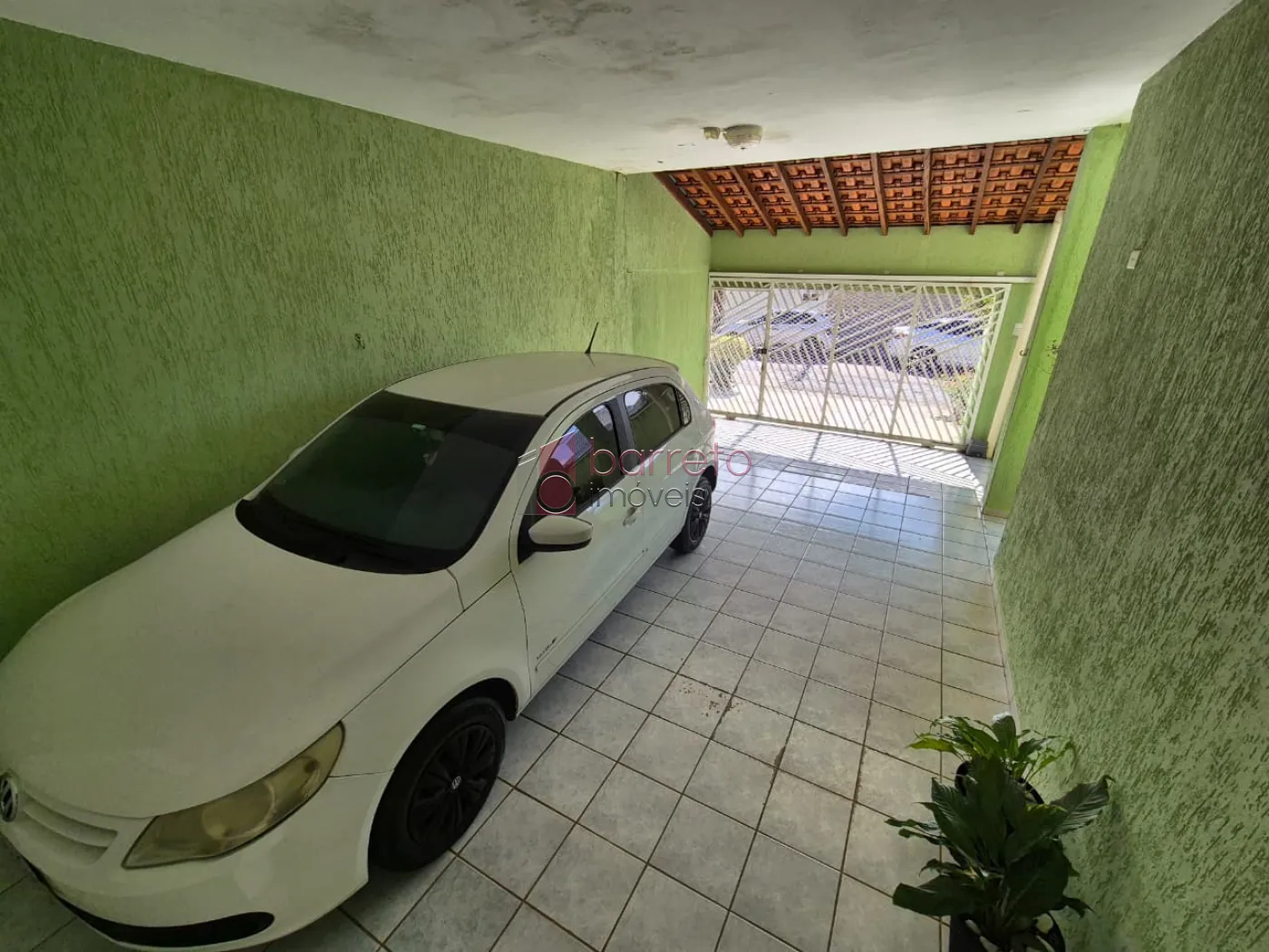 CASA COM EDÍCULA Á VENDA NA VILLA PROGRESSO EM JUNDIAÍ/SP