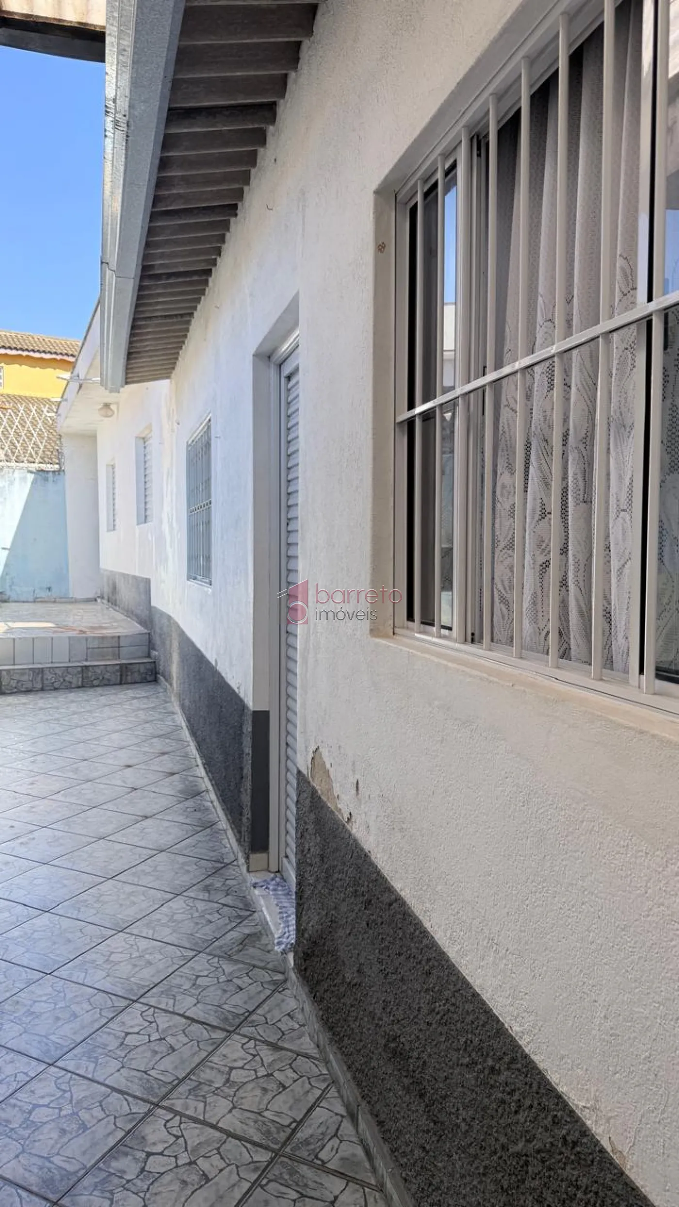 CASA COM EDÍCULA Á VENDA NA VILLA PROGRESSO EM JUNDIAÍ/SP