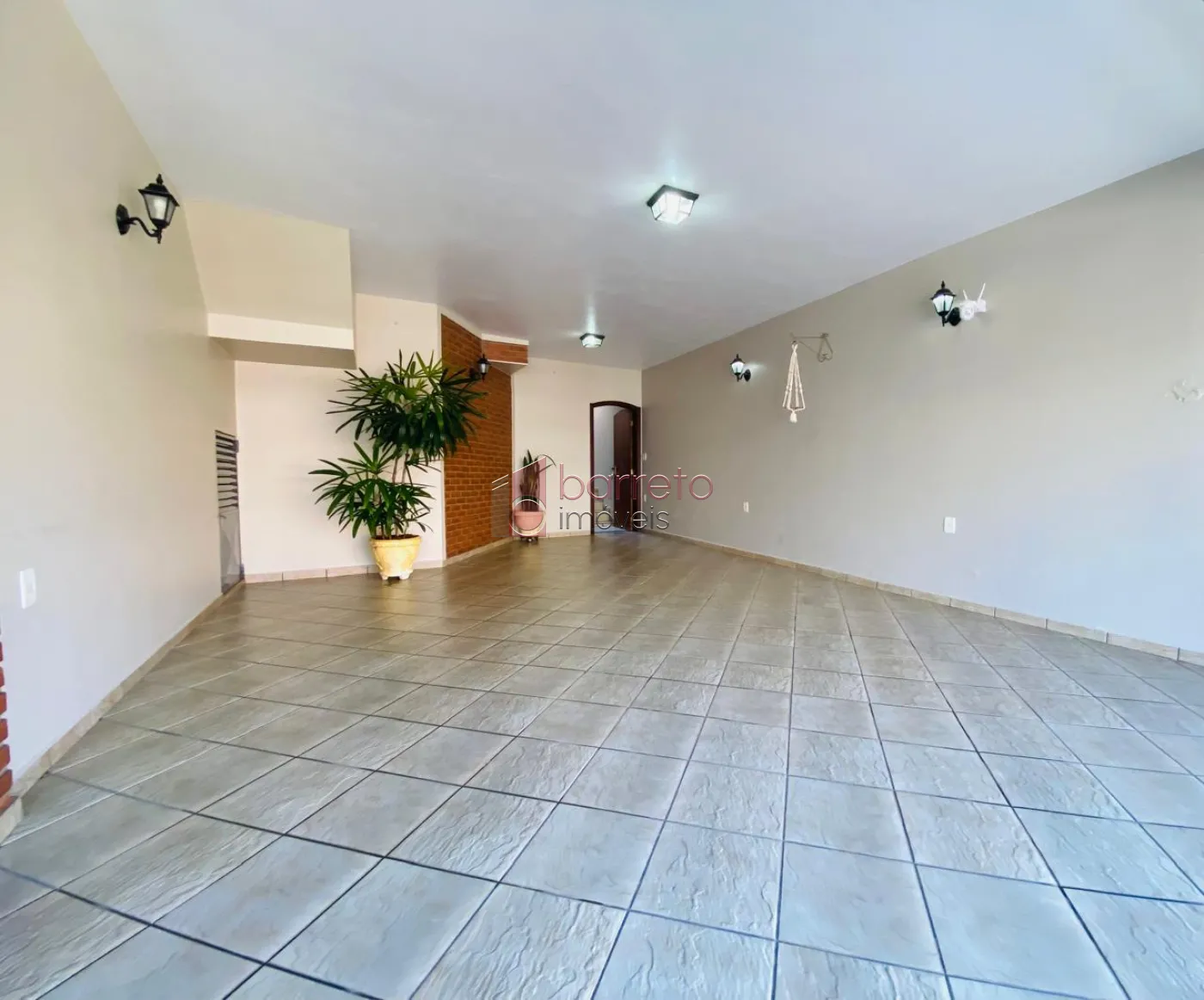 CASA À VENDA NO BAIRRO VILA RAMI – JUNDIAÍ/SP