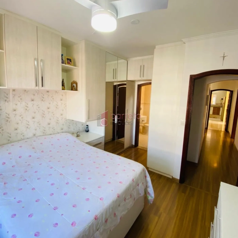 CASA À VENDA NO BAIRRO VILA RAMI – JUNDIAÍ/SP