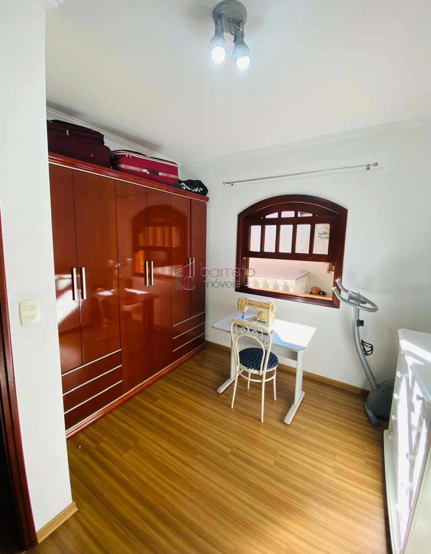 CASA À VENDA NO BAIRRO VILA RAMI – JUNDIAÍ/SP