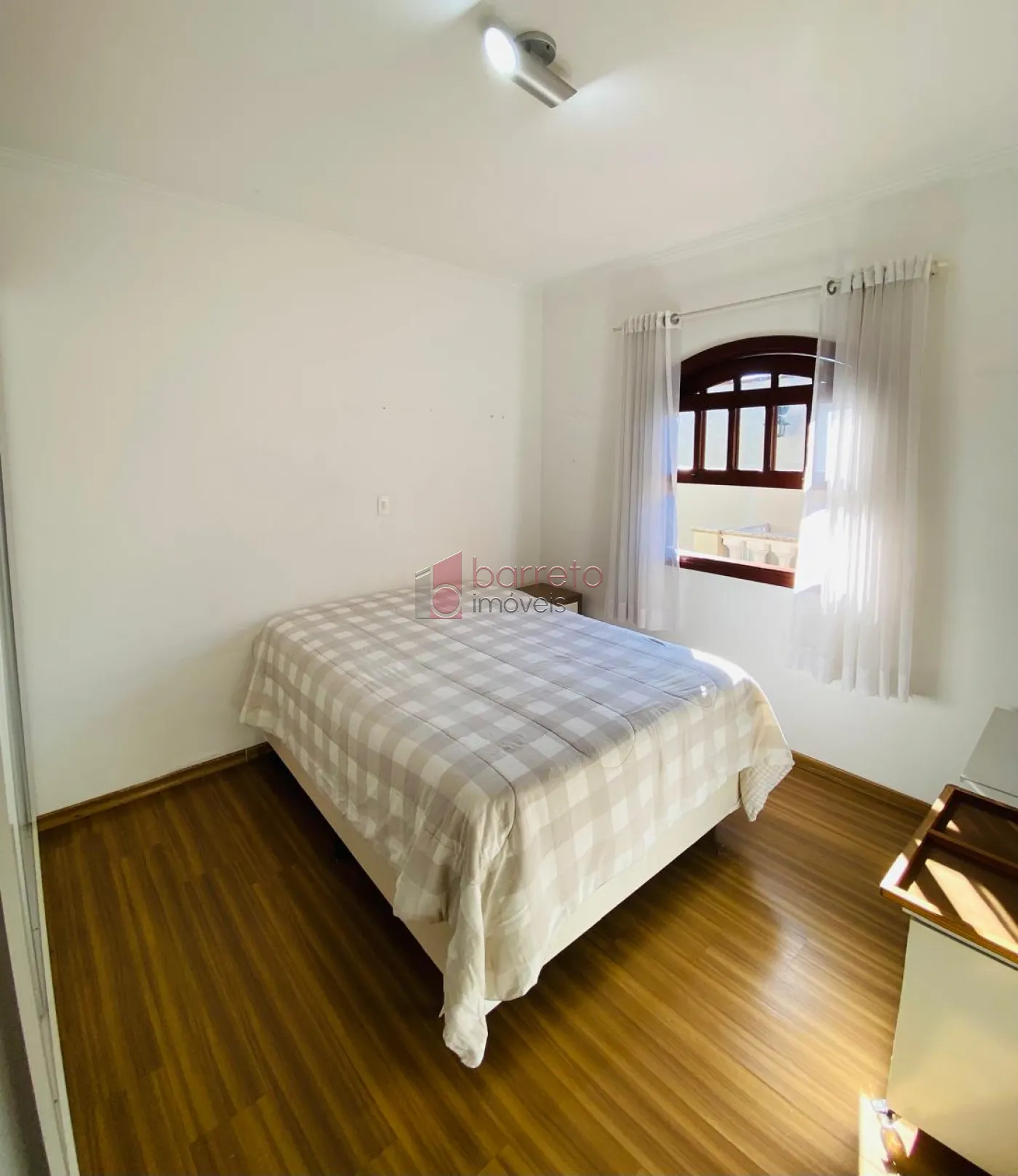 CASA À VENDA NO BAIRRO VILA RAMI – JUNDIAÍ/SP
