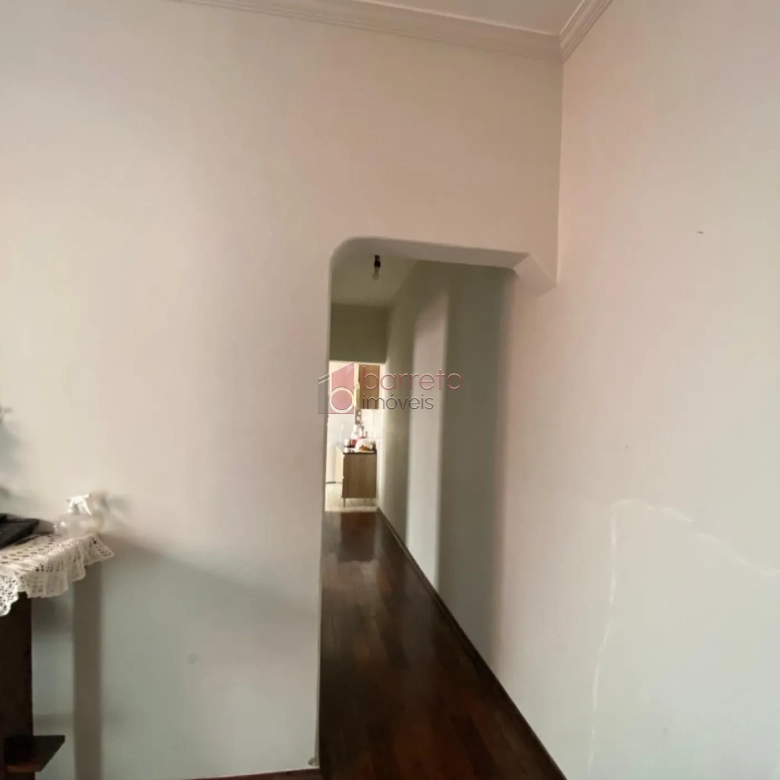 CASA COM 02 DORMITÓRIOS À VENDA NO BAIRRO VIANELO EM JUNDIAÍ/SP