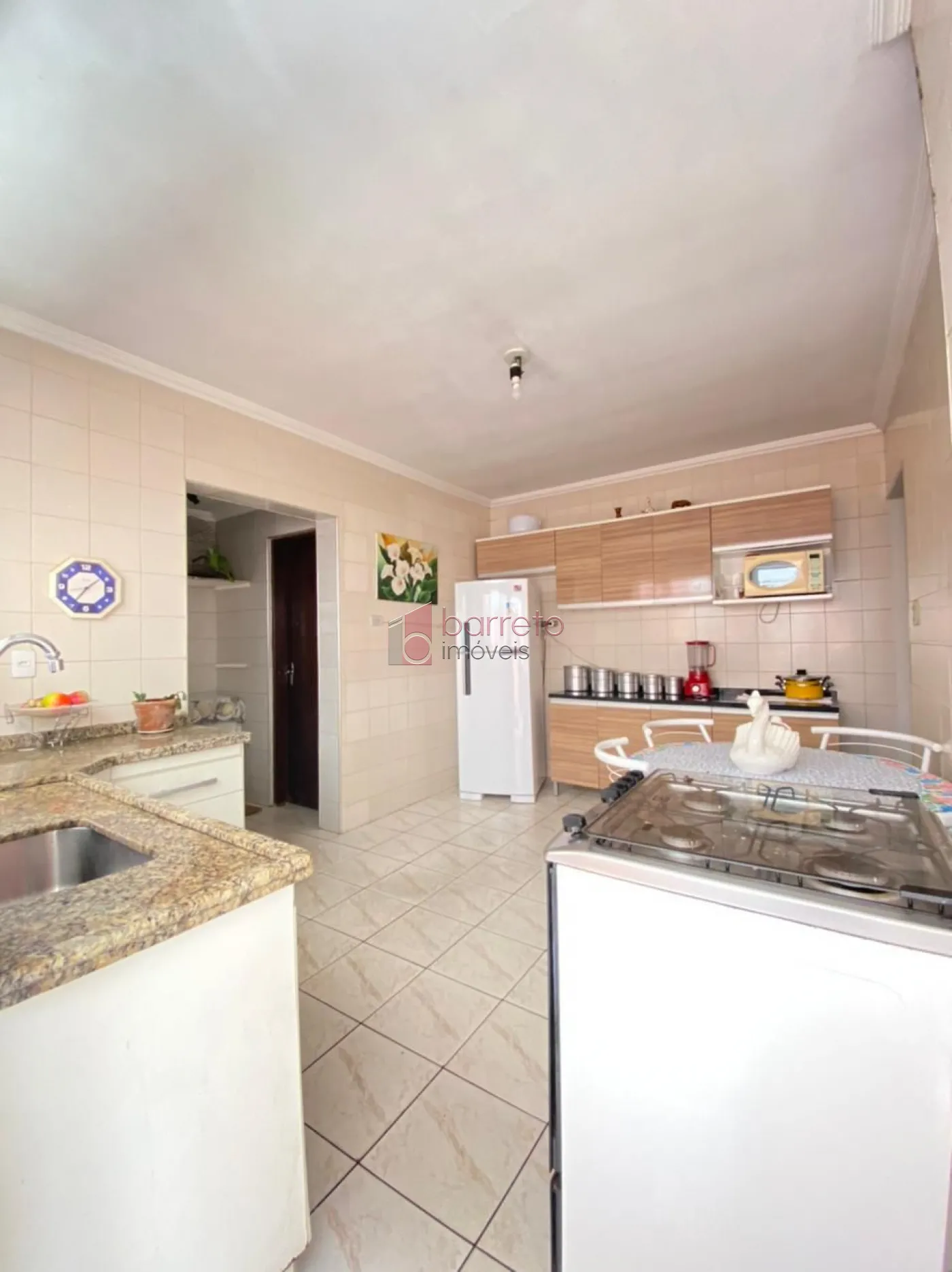 CASA COM 02 DORMITÓRIOS À VENDA NO BAIRRO VIANELO EM JUNDIAÍ/SP