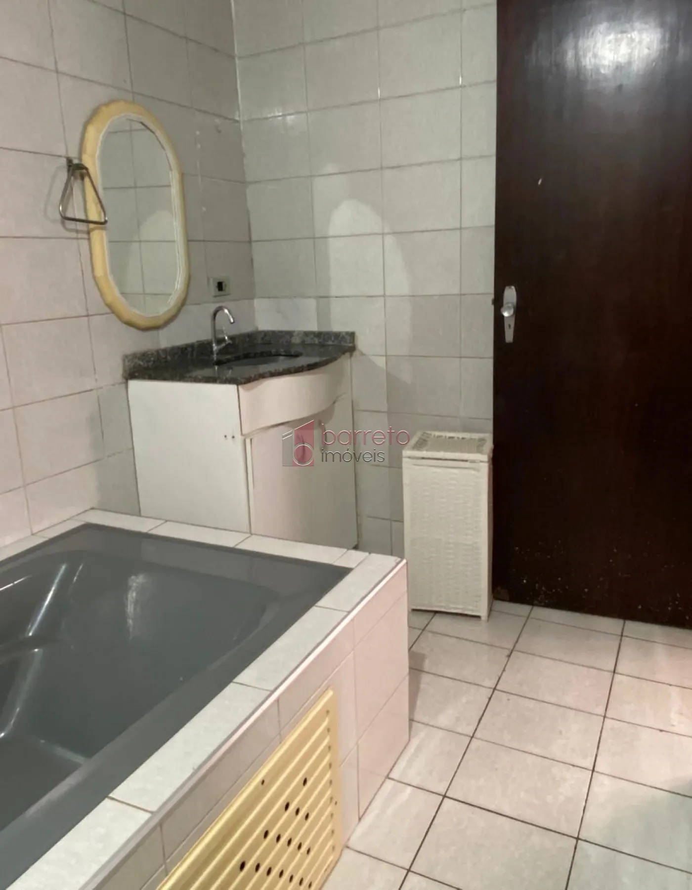 CASA COM 02 DORMITÓRIOS À VENDA NO BAIRRO VIANELO EM JUNDIAÍ/SP