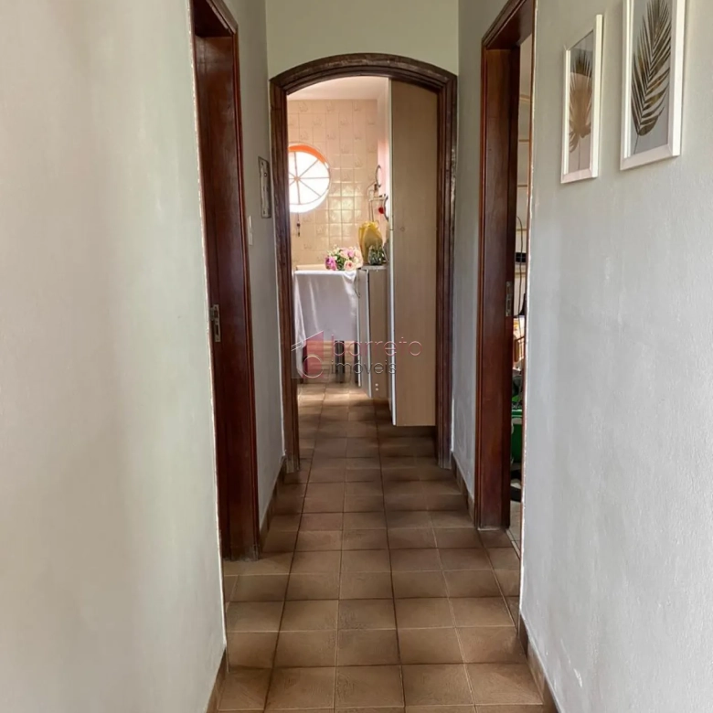 CASA TÉRREA COM EDÍCULA PARA VENDA NO BAIRRO VIANELO – JUNDIAÍ/SP