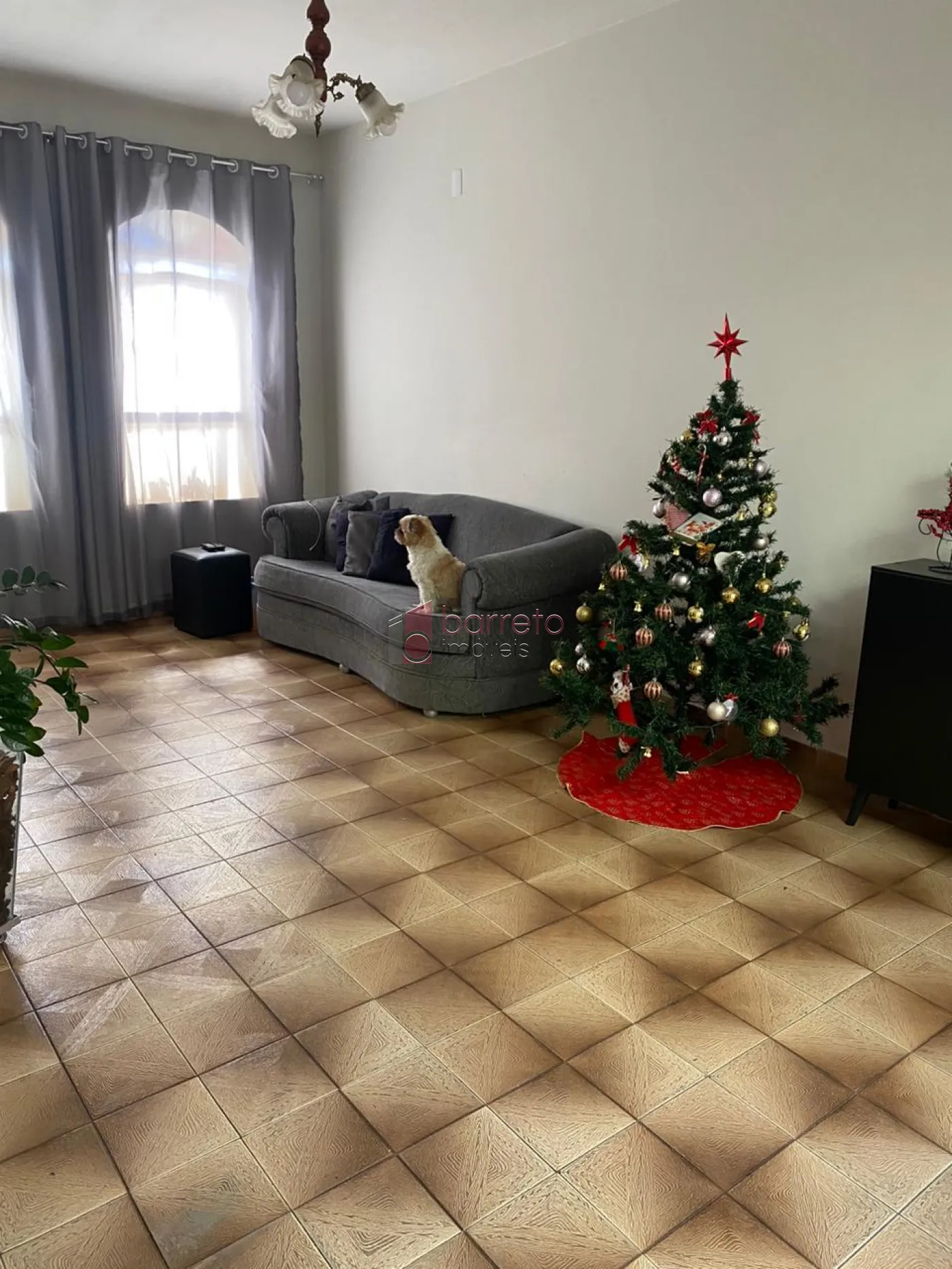 CASA TÉRREA COM EDÍCULA PARA VENDA NO BAIRRO VIANELO – JUNDIAÍ/SP