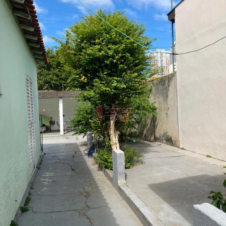 CASA TÉRREA COM EDÍCULA PARA VENDA NO BAIRRO VIANELO – JUNDIAÍ/SP