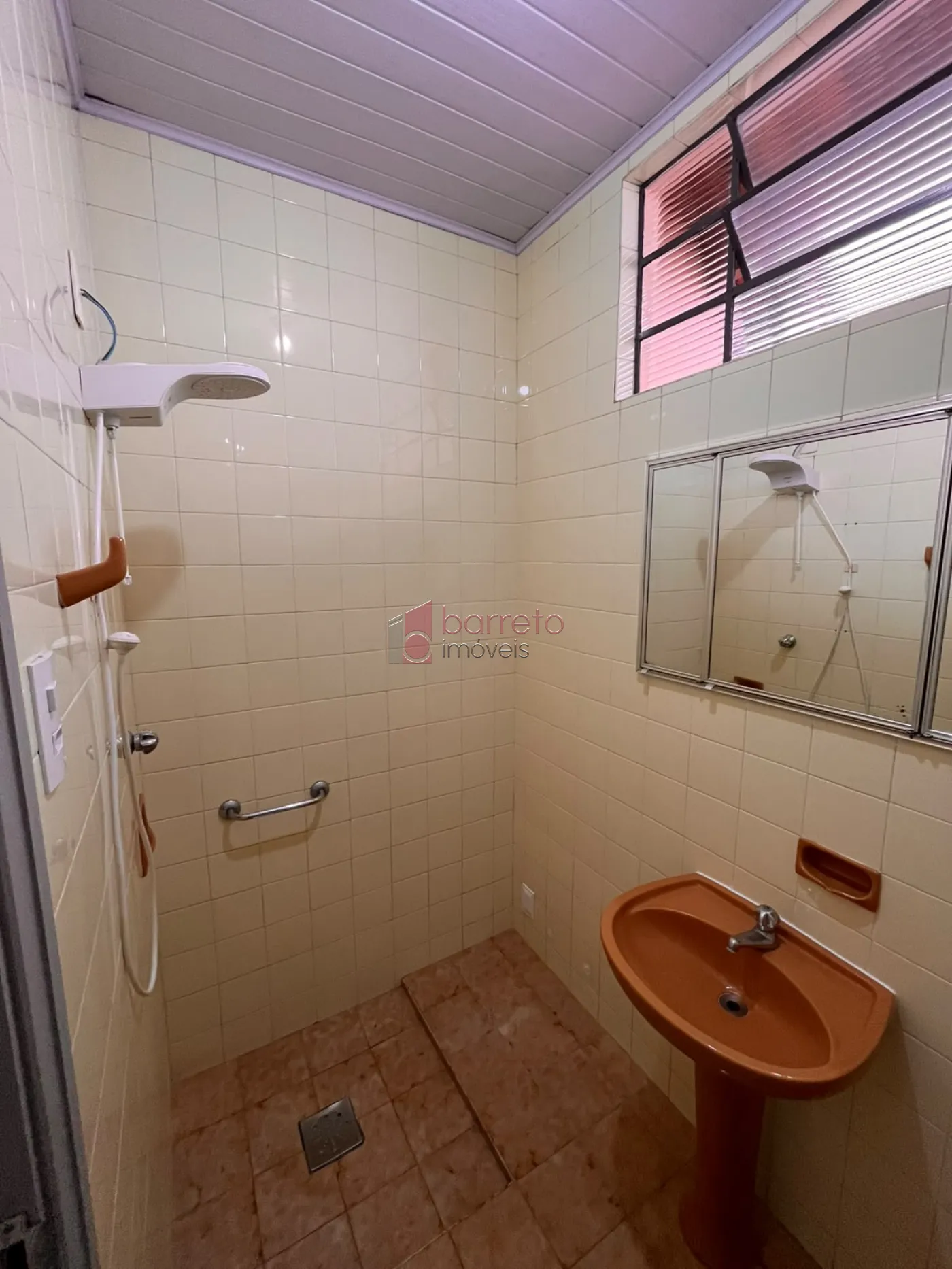 CASA PARA LOCAÇÃO NO BAIRRO VIANELO – JUNDIAÍ/SP