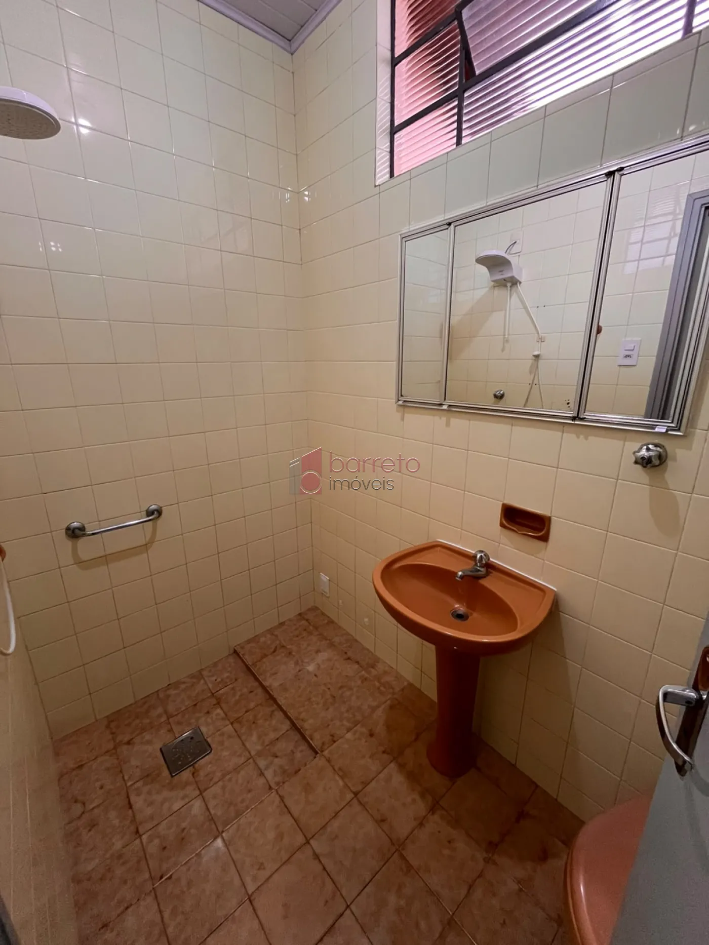 CASA PARA LOCAÇÃO NO BAIRRO VIANELO – JUNDIAÍ/SP
