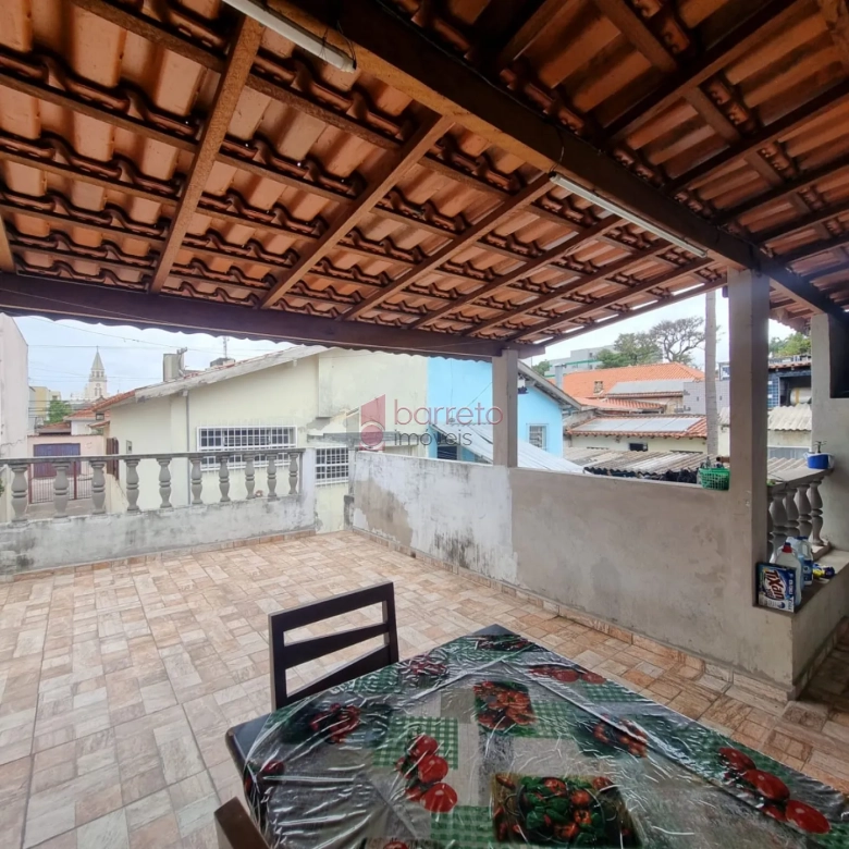CASA COM EDÍCULA À VENDA NA VILA ARENS – JUNDIAÍ/SP