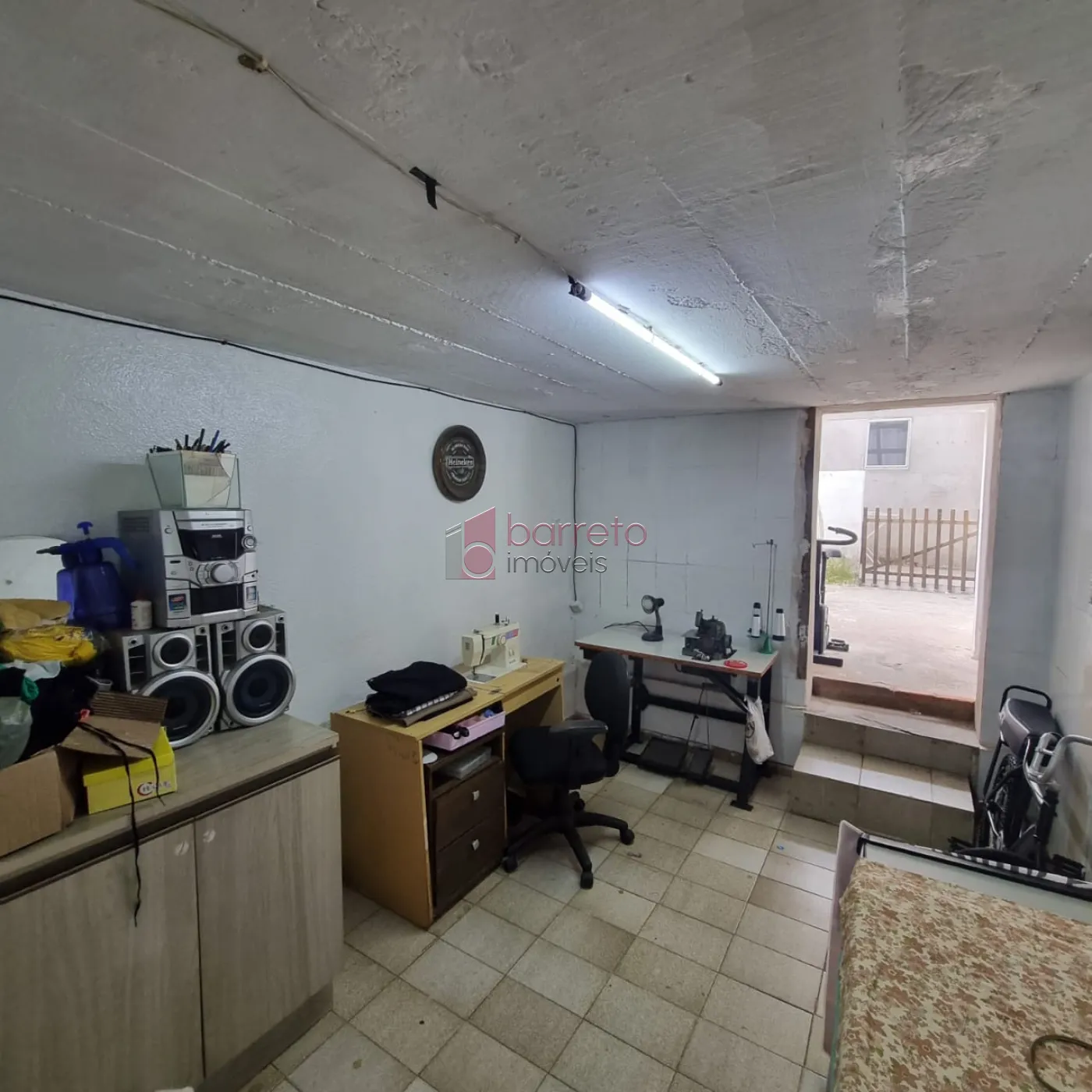 CASA COM EDÍCULA À VENDA NA VILA ARENS – JUNDIAÍ/SP
