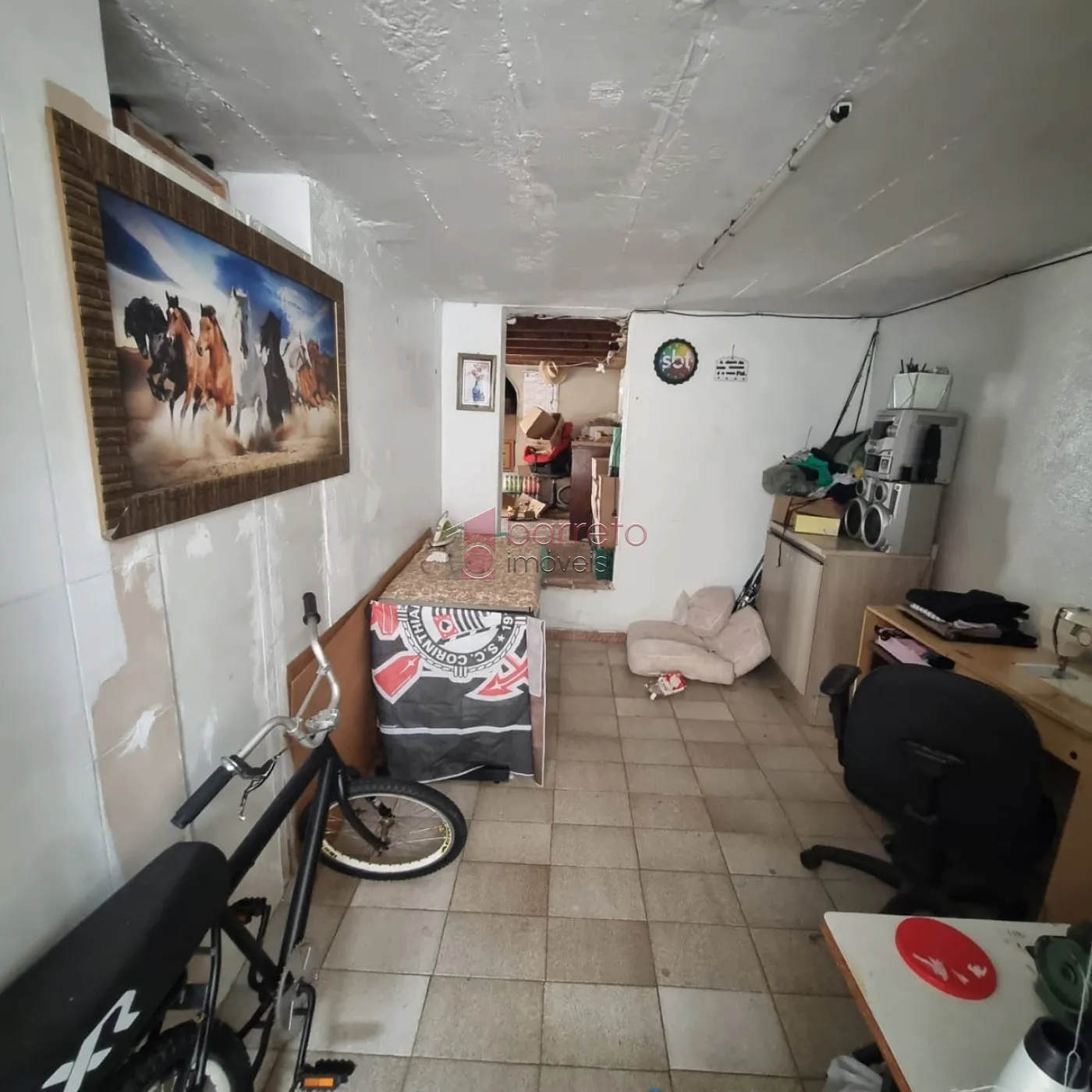 CASA COM EDÍCULA À VENDA NA VILA ARENS – JUNDIAÍ/SP