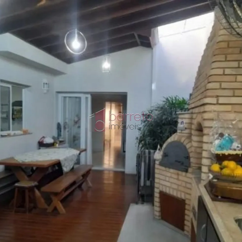 CASA À VENDA NO CENTRO DE JUNDIAÍ/SP