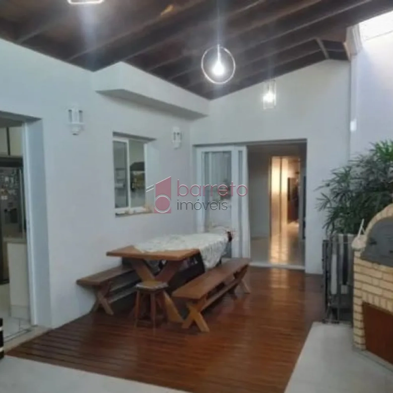 CASA À VENDA NO CENTRO DE JUNDIAÍ/SP