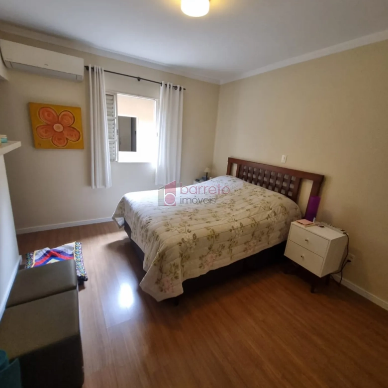 CASA À VENDA NO JARDIM MERCI EM JUNDIAÍ/SP