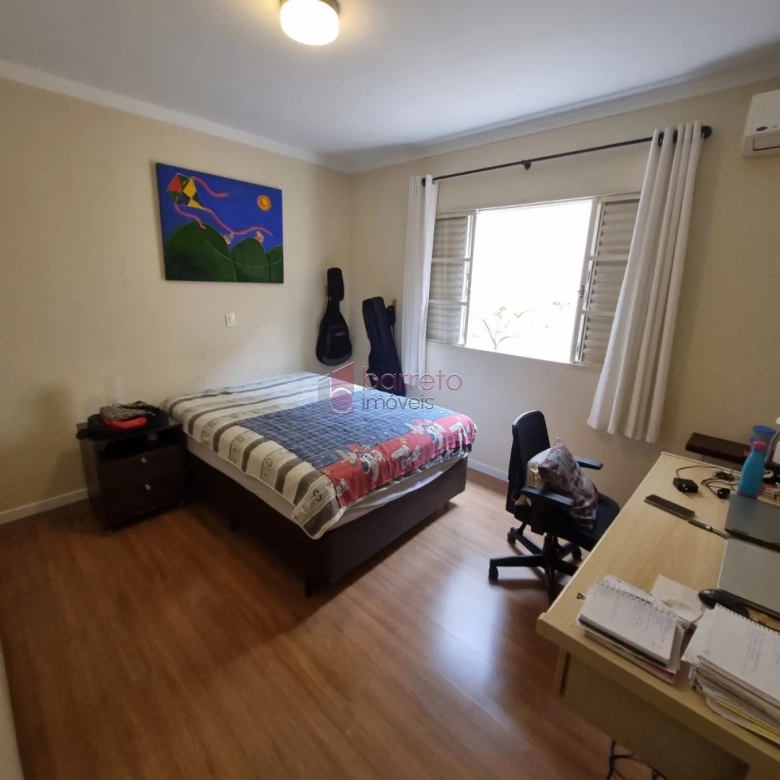 CASA À VENDA NO JARDIM MERCI EM JUNDIAÍ/SP