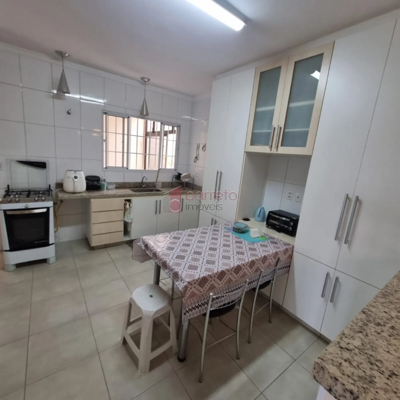 CASA À VENDA NO JARDIM MERCI EM JUNDIAÍ/SP