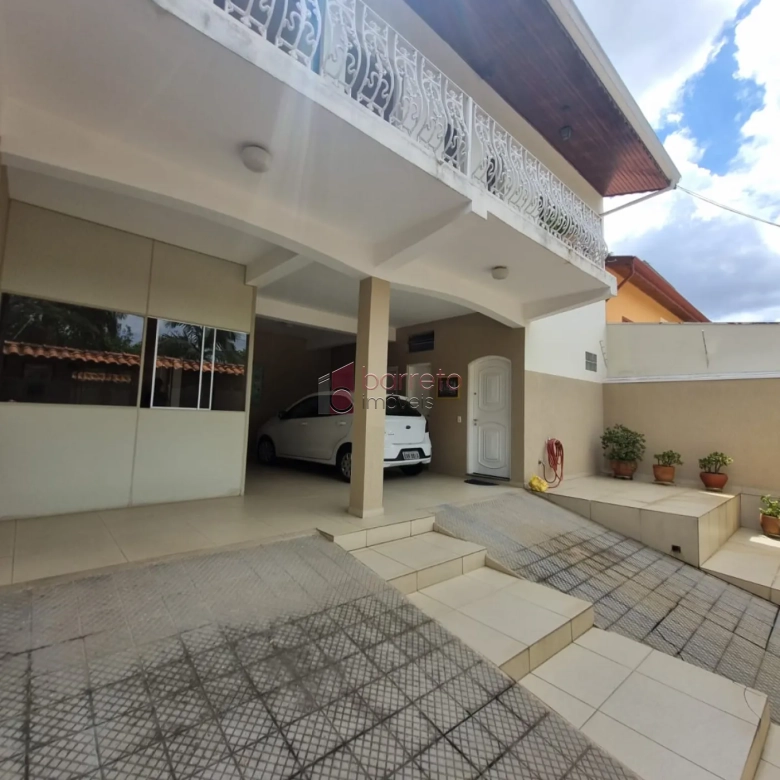 CASA À VENDA NO JARDIM MERCI EM JUNDIAÍ/SP
