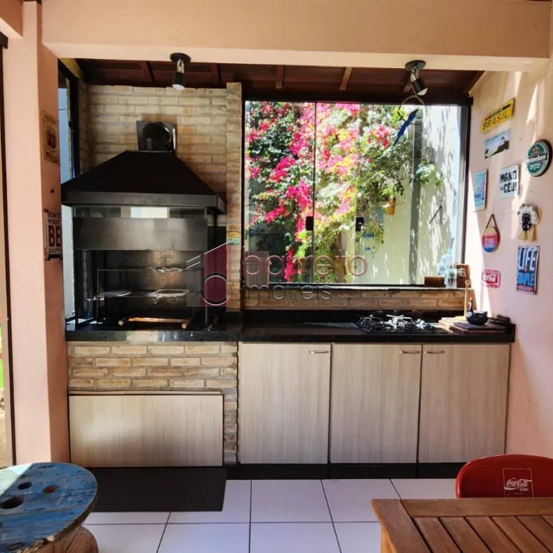 CASA COM 03 QUARTOS À VENDA – JARDIM PAULISTA – JUNDIAÍ/SP