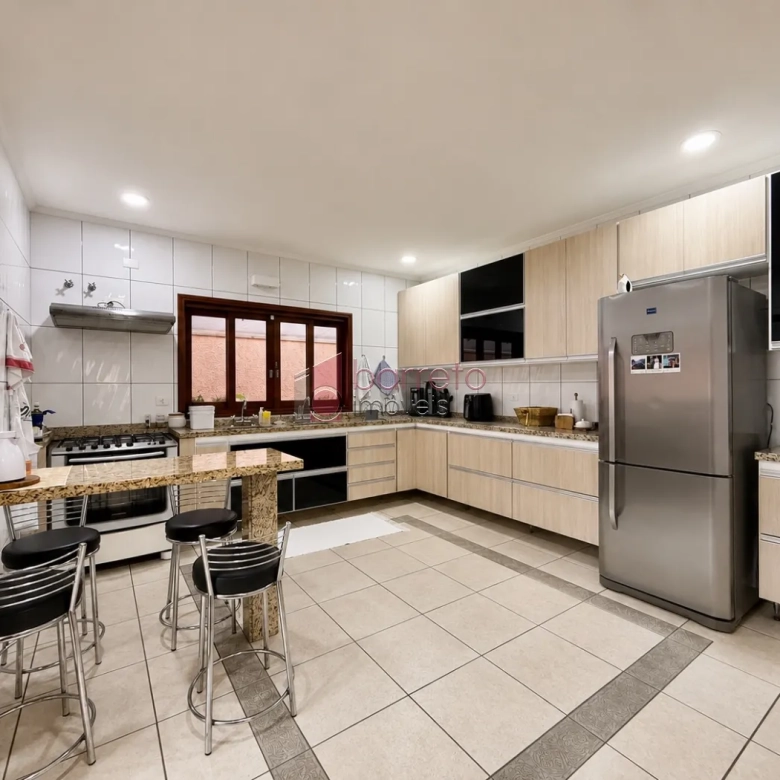 CASA COM 03 QUARTOS À VENDA – JARDIM PAULISTA – JUNDIAÍ/SP