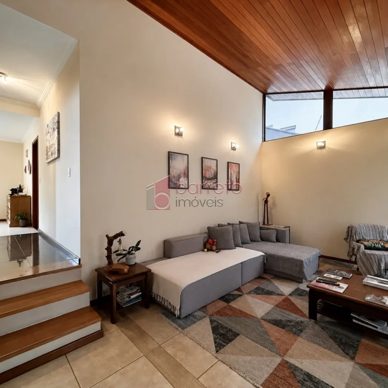 CASA COM 03 QUARTOS À VENDA – JARDIM PAULISTA – JUNDIAÍ/SP