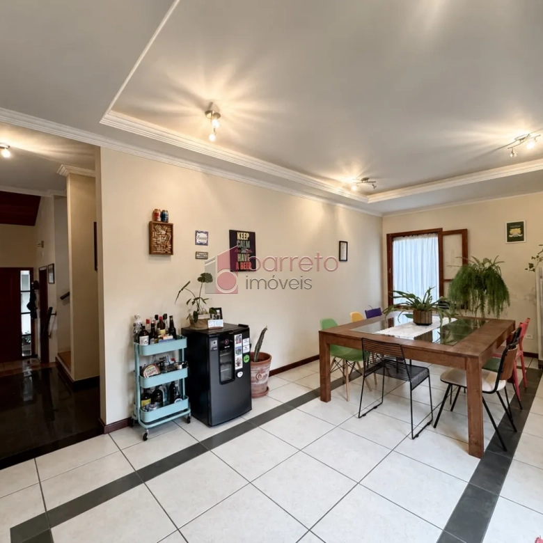 CASA COM 03 QUARTOS À VENDA – JARDIM PAULISTA – JUNDIAÍ/SP