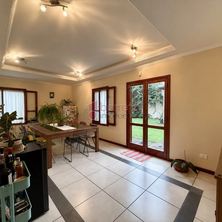 CASA COM 03 QUARTOS À VENDA – JARDIM PAULISTA – JUNDIAÍ/SP
