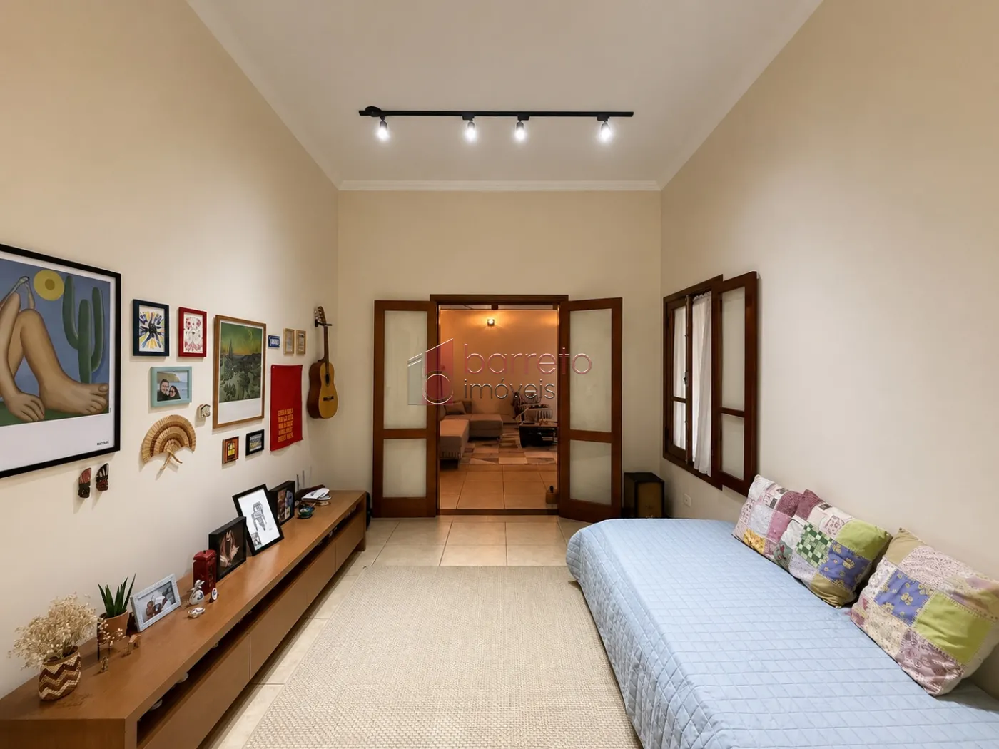 CASA COM 03 QUARTOS À VENDA – JARDIM PAULISTA – JUNDIAÍ/SP
