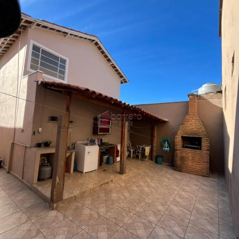 CASA À VENDA NO BAIRRO ELOY CHAVES EM JUNDIAÍ/SP
