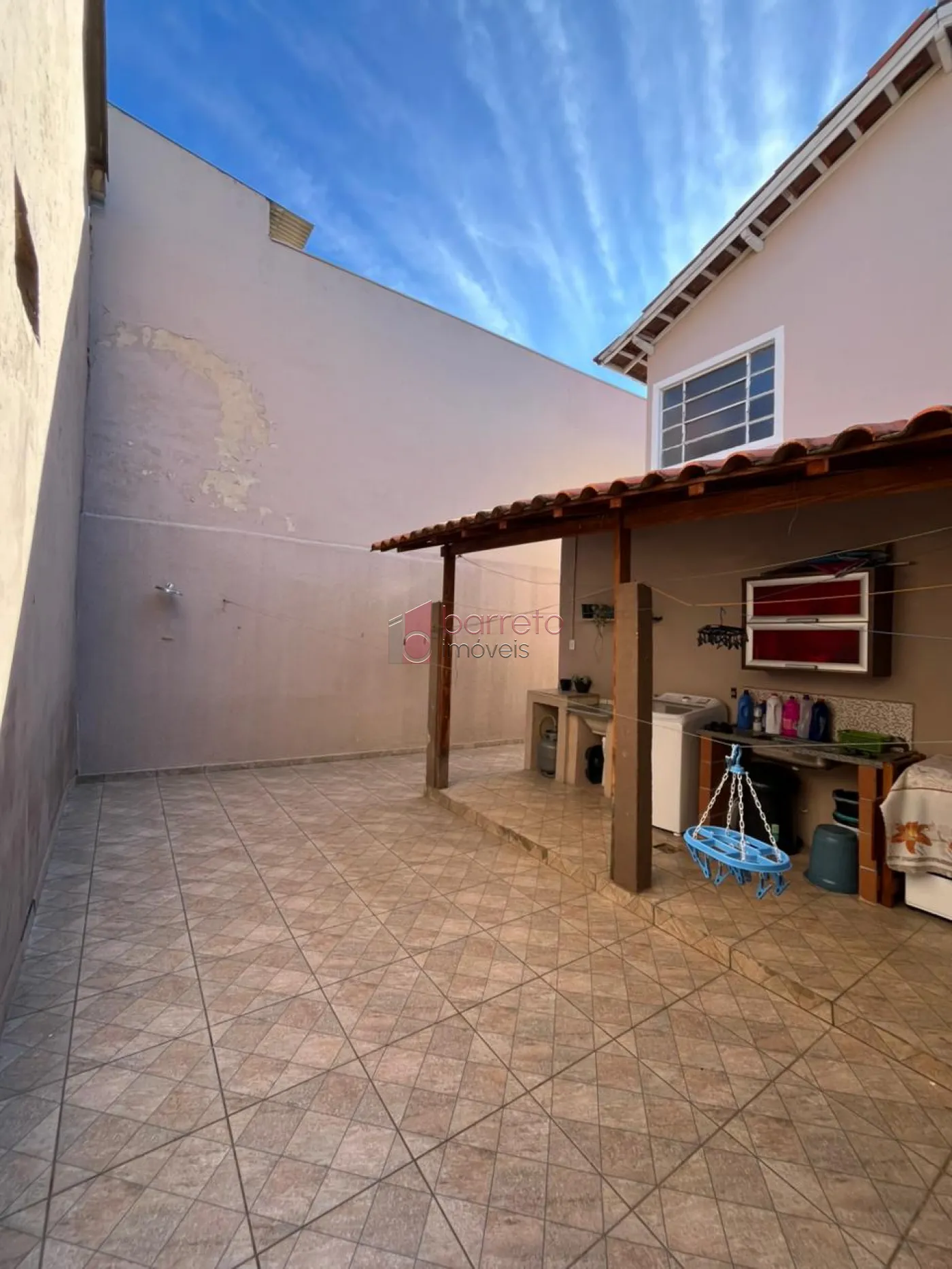 CASA À VENDA NO BAIRRO ELOY CHAVES EM JUNDIAÍ/SP