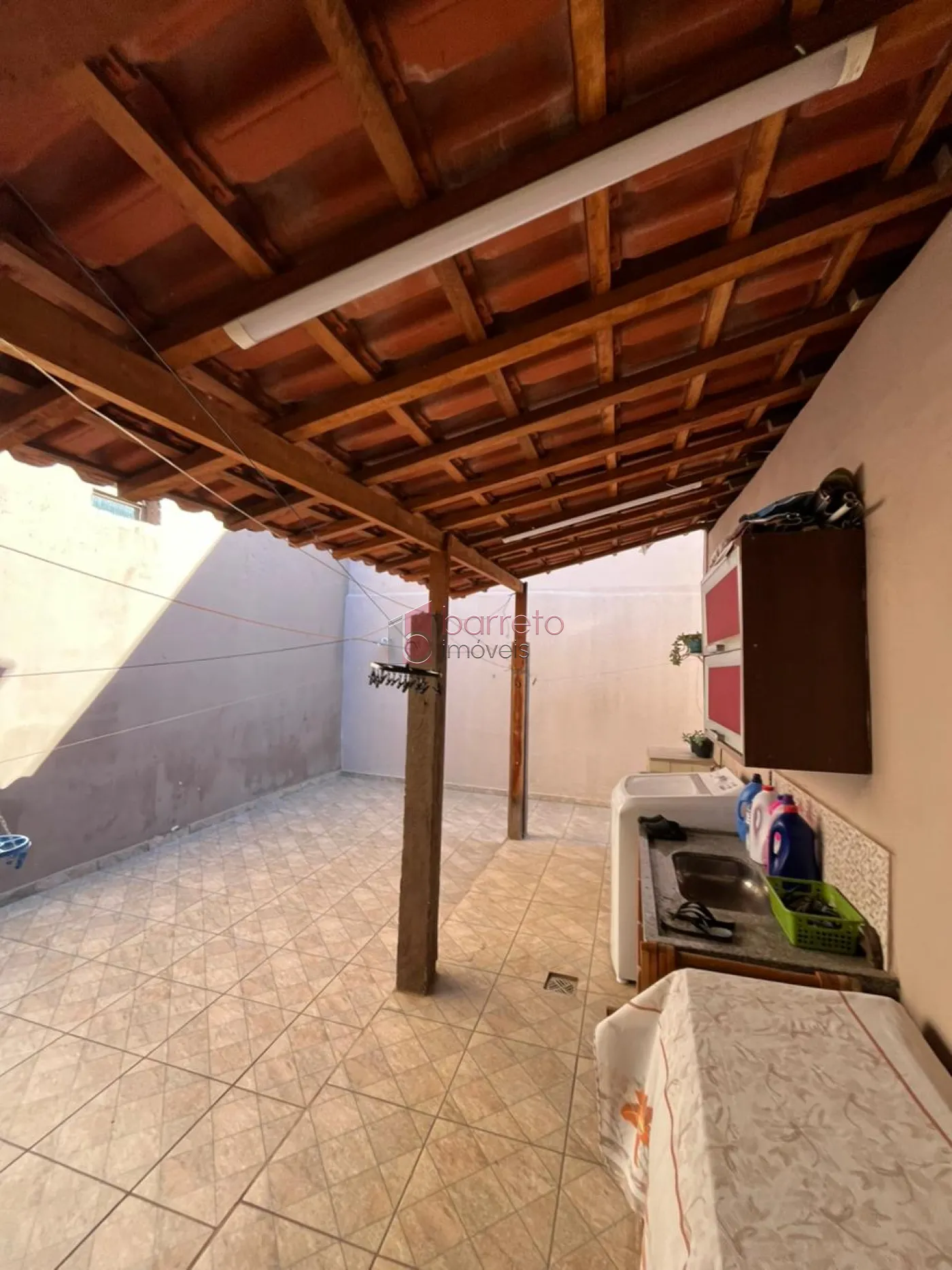 CASA À VENDA NO BAIRRO ELOY CHAVES EM JUNDIAÍ/SP