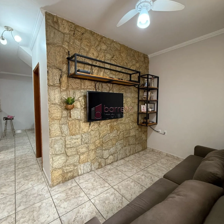 LINDA CASA À VENDA NO BAIRRO AGAPEAMA EM JUNDAÍ/SP