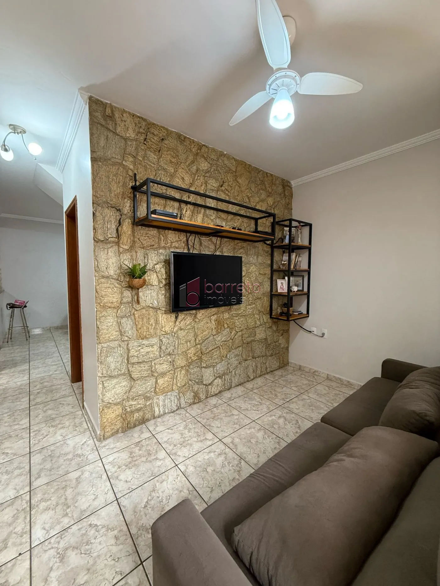 LINDA CASA À VENDA NO BAIRRO AGAPEAMA EM JUNDAÍ/SP