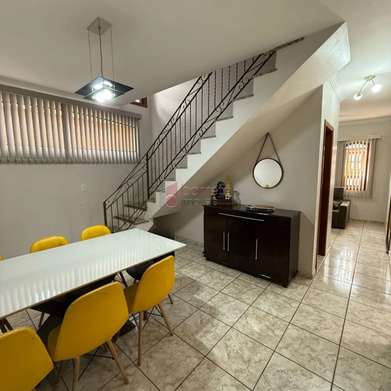 LINDA CASA À VENDA NO BAIRRO AGAPEAMA EM JUNDAÍ/SP