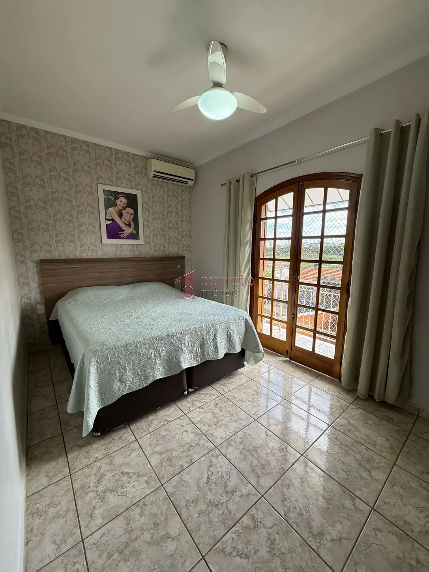 LINDA CASA À VENDA NO BAIRRO AGAPEAMA EM JUNDAÍ/SP