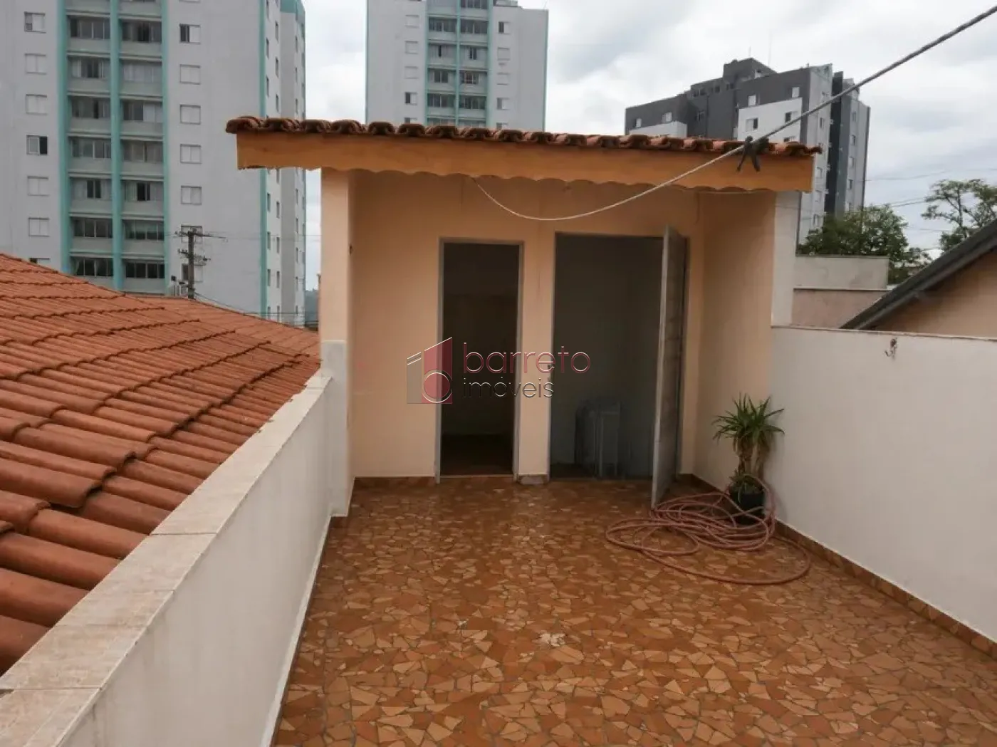 SOBRADO PARA LOCAÇÃO NA VILA RAFAEL DE OLIVEIRA – JUNDIAÍ/SP