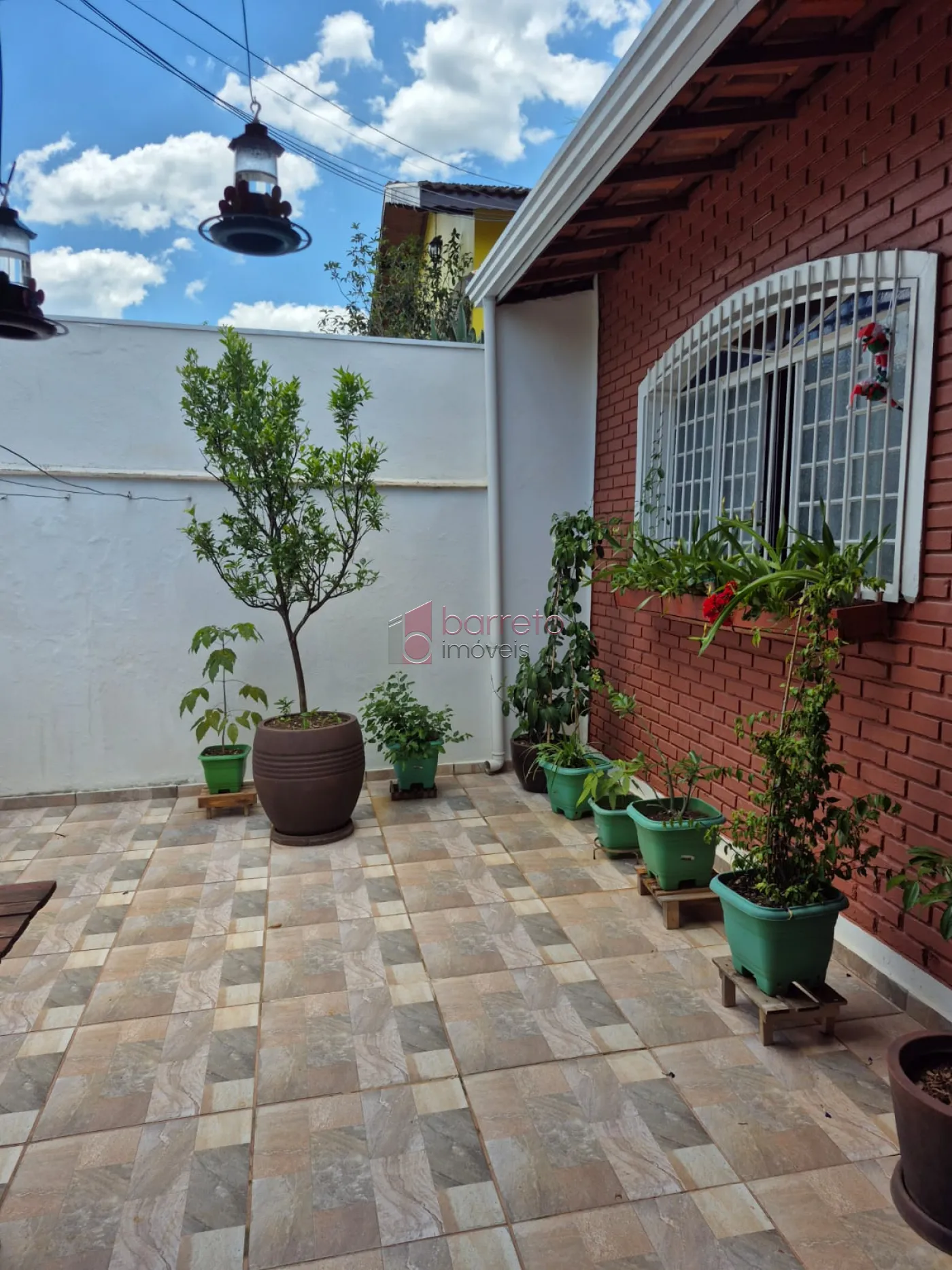 CASA COM EDÍCULA À VENDA NO JARDIM ITÁLIA/COLÔNIA – JUNDIAÍ/SP