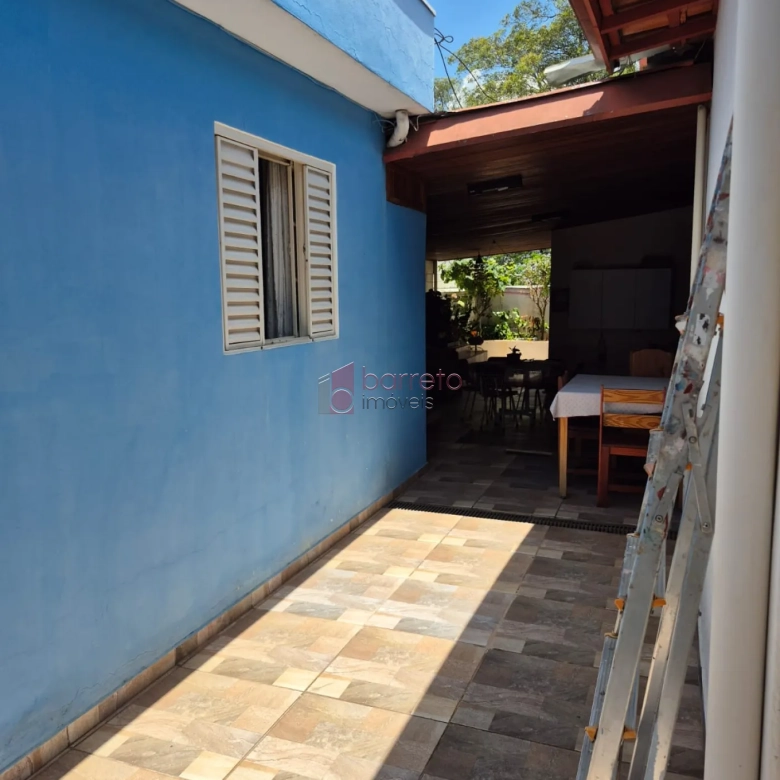CASA COM EDÍCULA À VENDA NO JARDIM ITÁLIA/COLÔNIA – JUNDIAÍ/SP