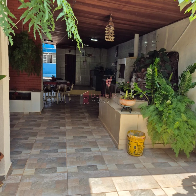 CASA COM EDÍCULA À VENDA NO JARDIM ITÁLIA/COLÔNIA – JUNDIAÍ/SP