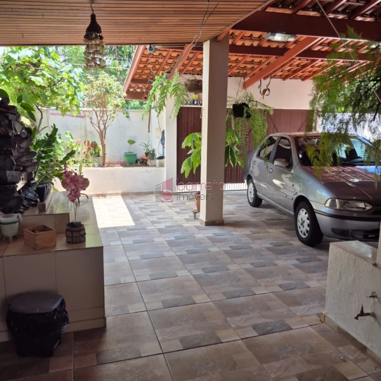 CASA COM EDÍCULA À VENDA NO JARDIM ITÁLIA/COLÔNIA – JUNDIAÍ/SP