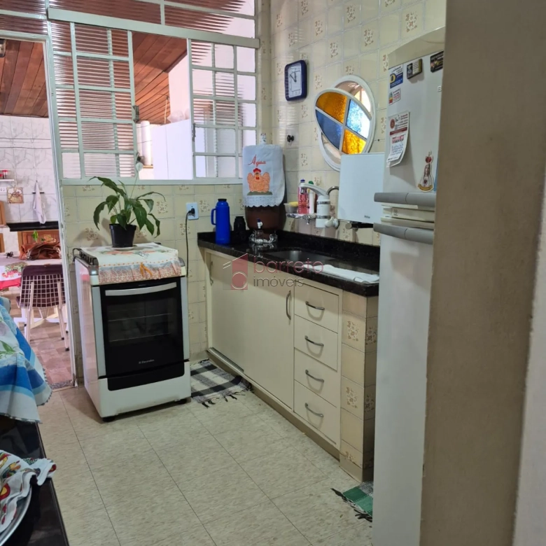 CASA COM EDÍCULA À VENDA NO JARDIM ITÁLIA/COLÔNIA – JUNDIAÍ/SP