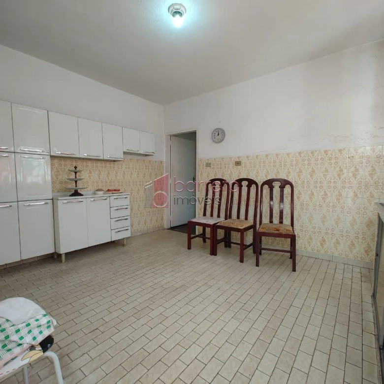 CASA TÉRREA À VENDA NO BAIRRO PARQUE DO COLÉGIO – JUNDIAÍ/SP
