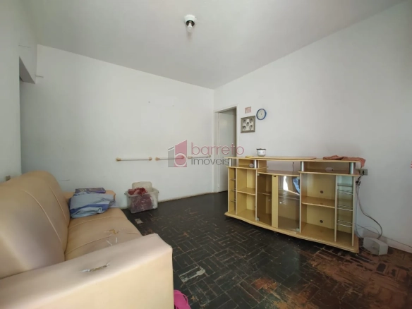 CASA TÉRREA À VENDA NO BAIRRO PARQUE DO COLÉGIO – JUNDIAÍ/SP