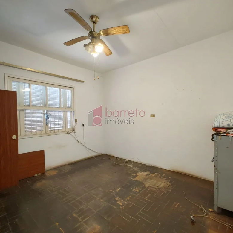 CASA TÉRREA À VENDA NO BAIRRO PARQUE DO COLÉGIO – JUNDIAÍ/SP