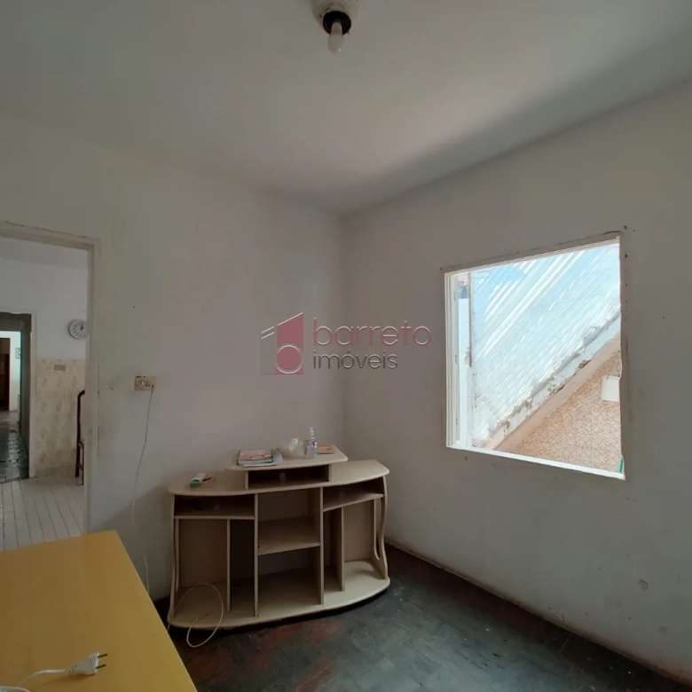 CASA TÉRREA À VENDA NO BAIRRO PARQUE DO COLÉGIO – JUNDIAÍ/SP