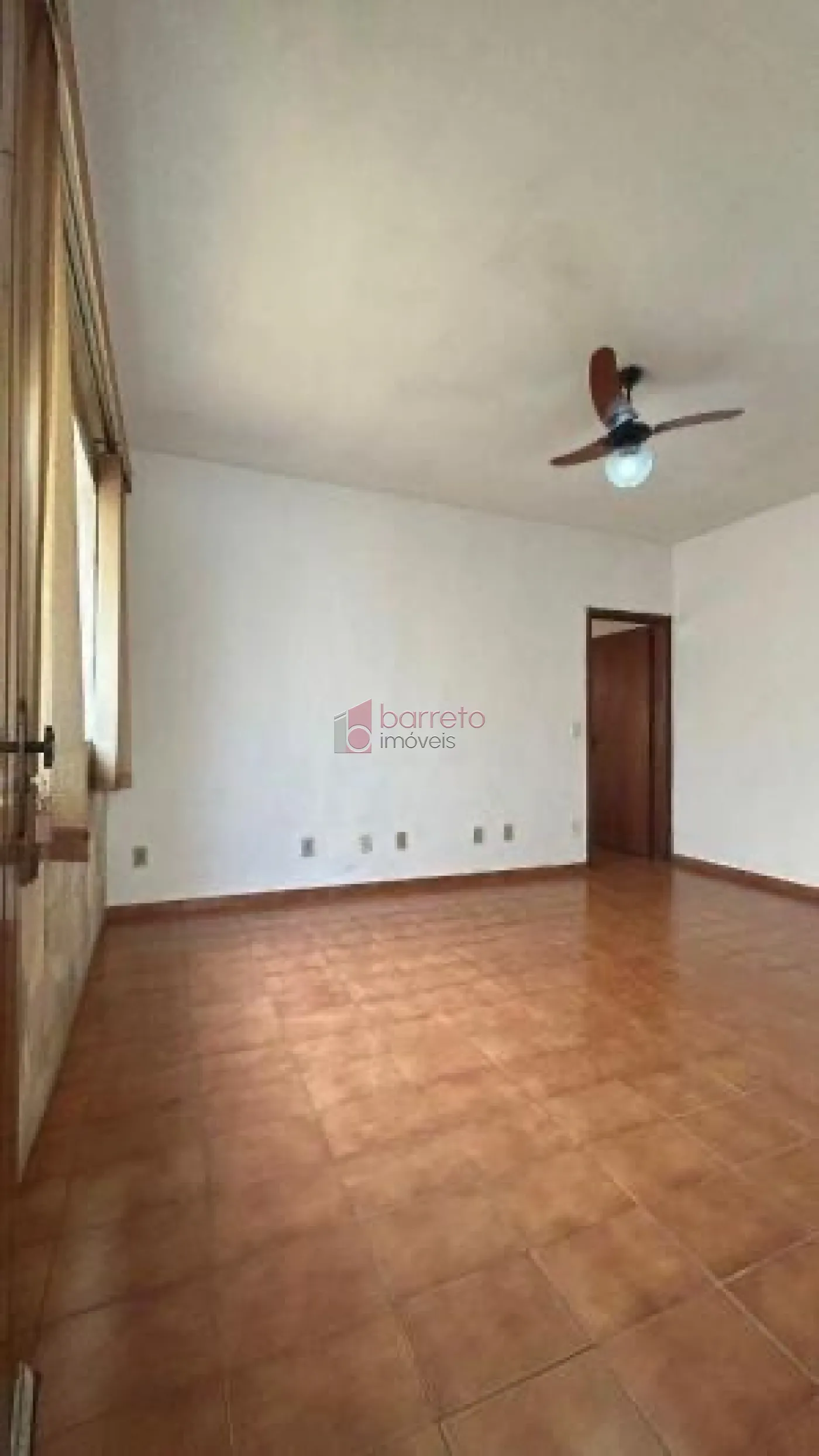 CASA COM 03 QUARTOS À VENDA NA VILA ARGOS – JUNDIAÍ/SP
