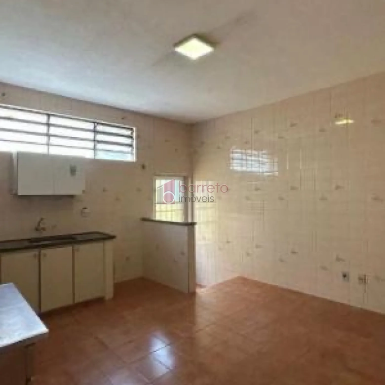 CASA COM 03 QUARTOS À VENDA NA VILA ARGOS – JUNDIAÍ/SP