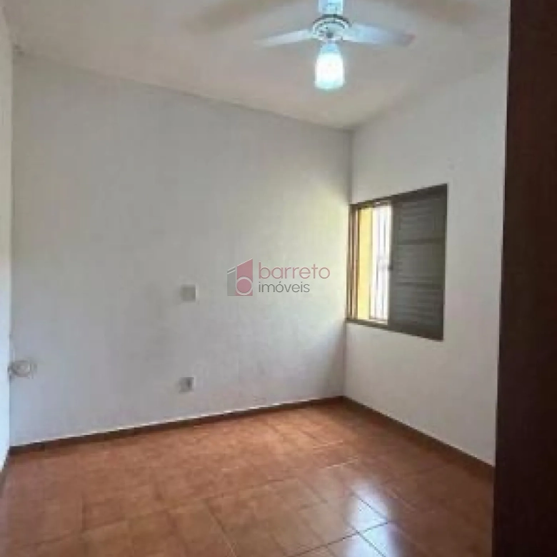 CASA COM 03 QUARTOS À VENDA NA VILA ARGOS – JUNDIAÍ/SP