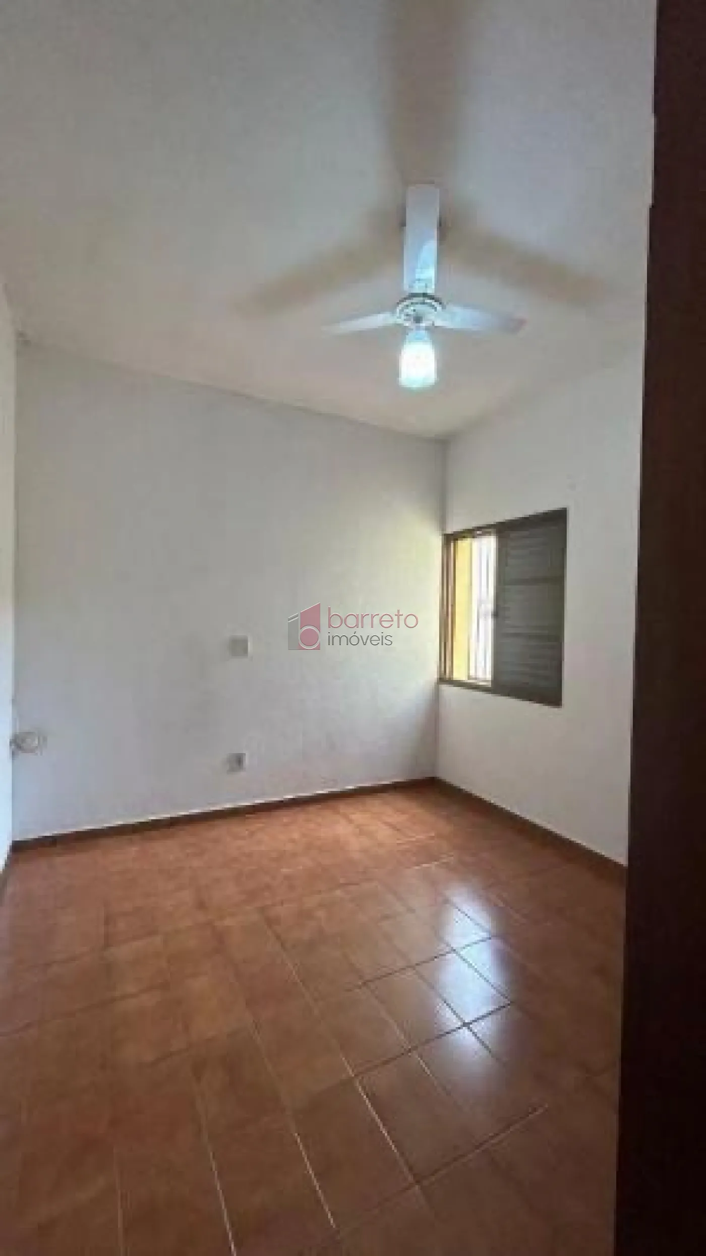 CASA COM 03 QUARTOS À VENDA NA VILA ARGOS – JUNDIAÍ/SP